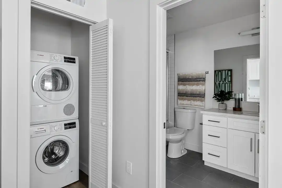 3450 Emerald St - More