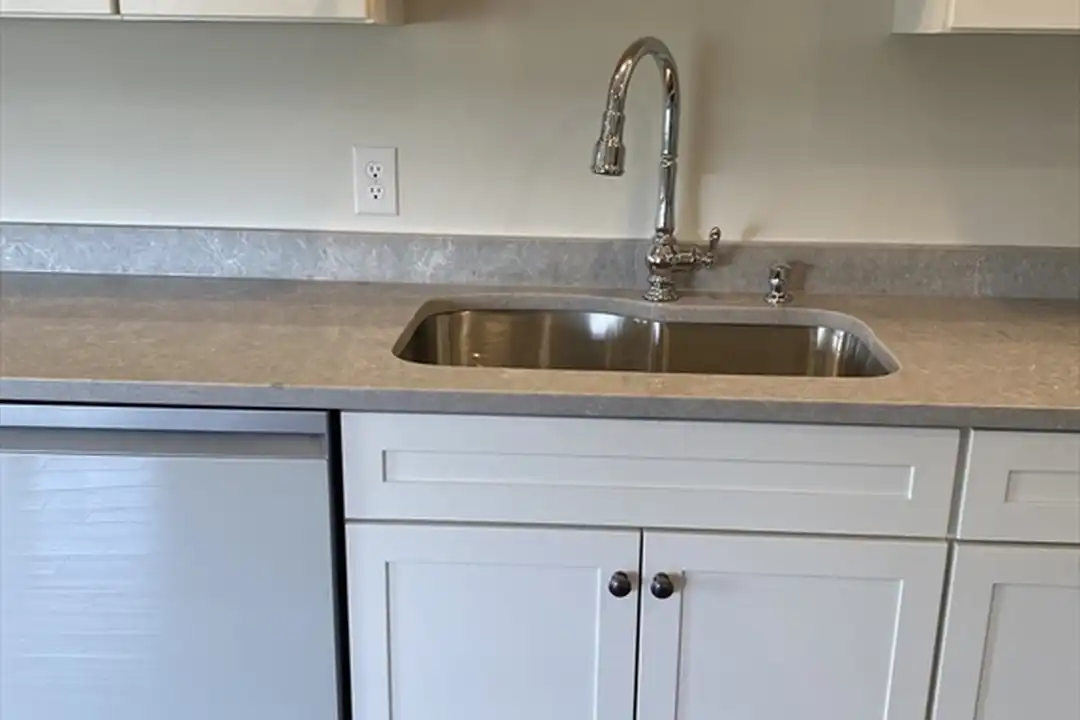 Apartment in Bolton - View 5