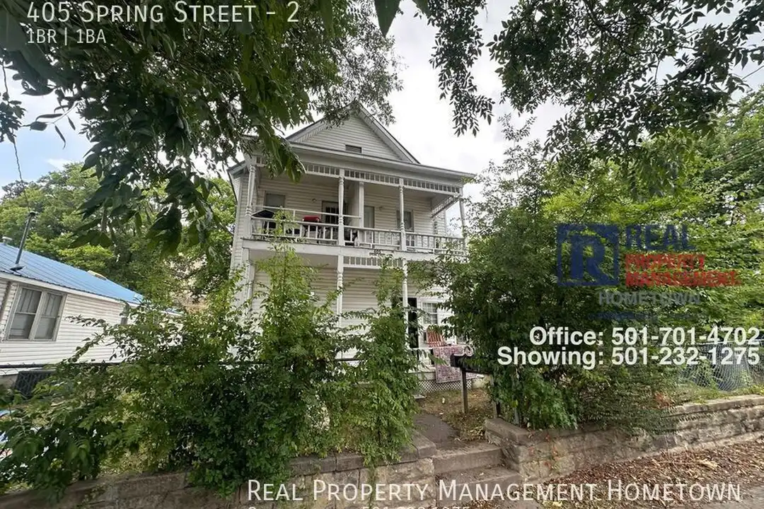 405 Spring St – photo 1 of 5