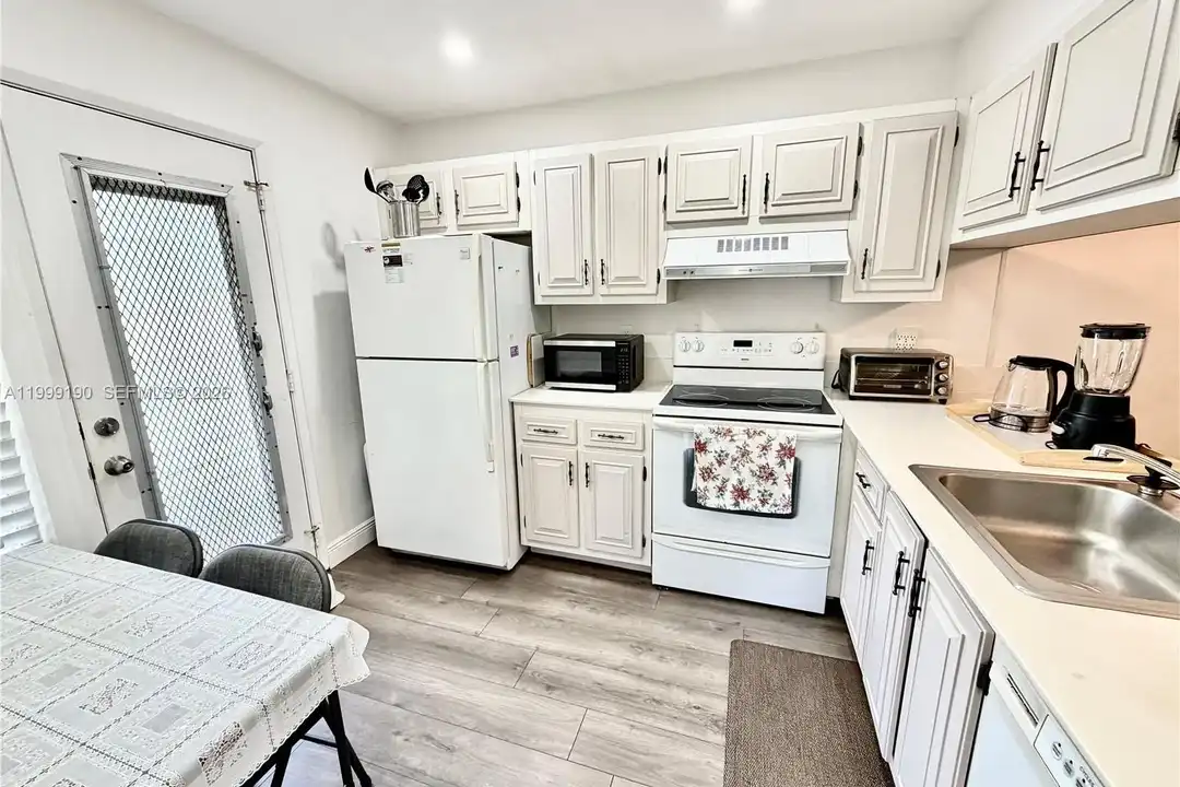 2707 Nassau Bend #H2 - View 2