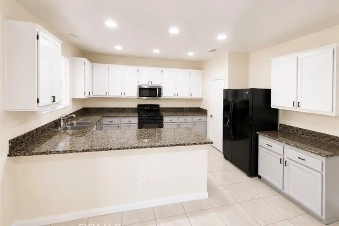 38354 Coralino Dr - View 5