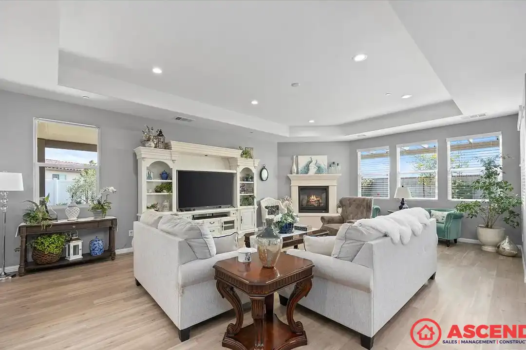 House in Bakersfield - View 4