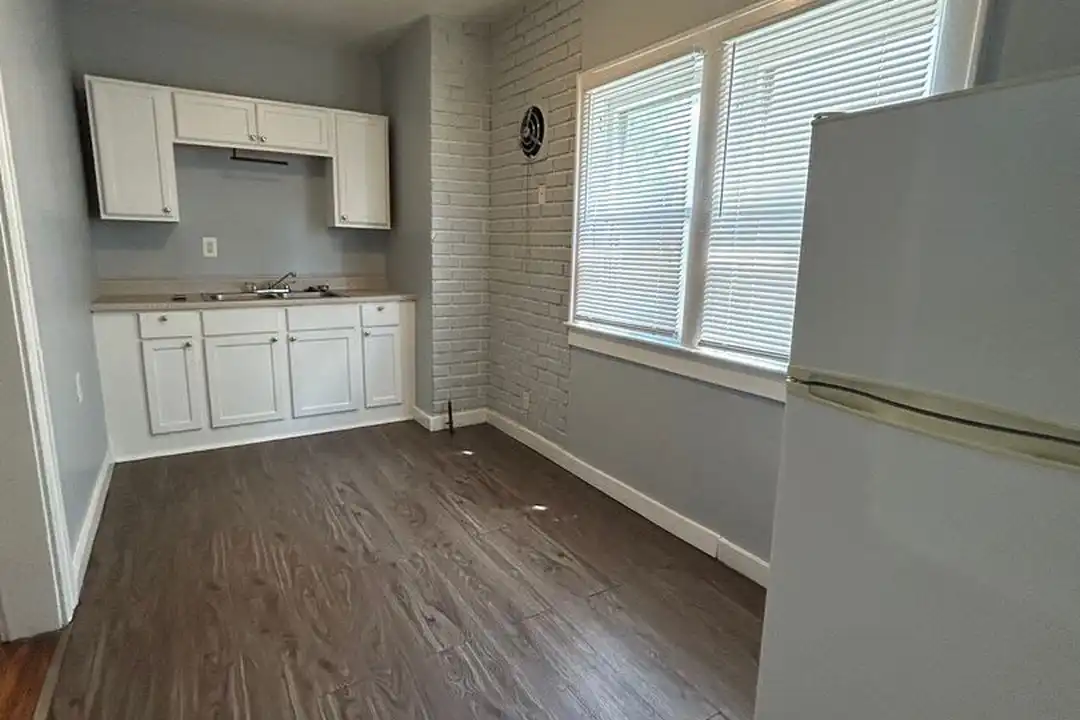 1138 Oakwood Ave unit 1138 - View 5