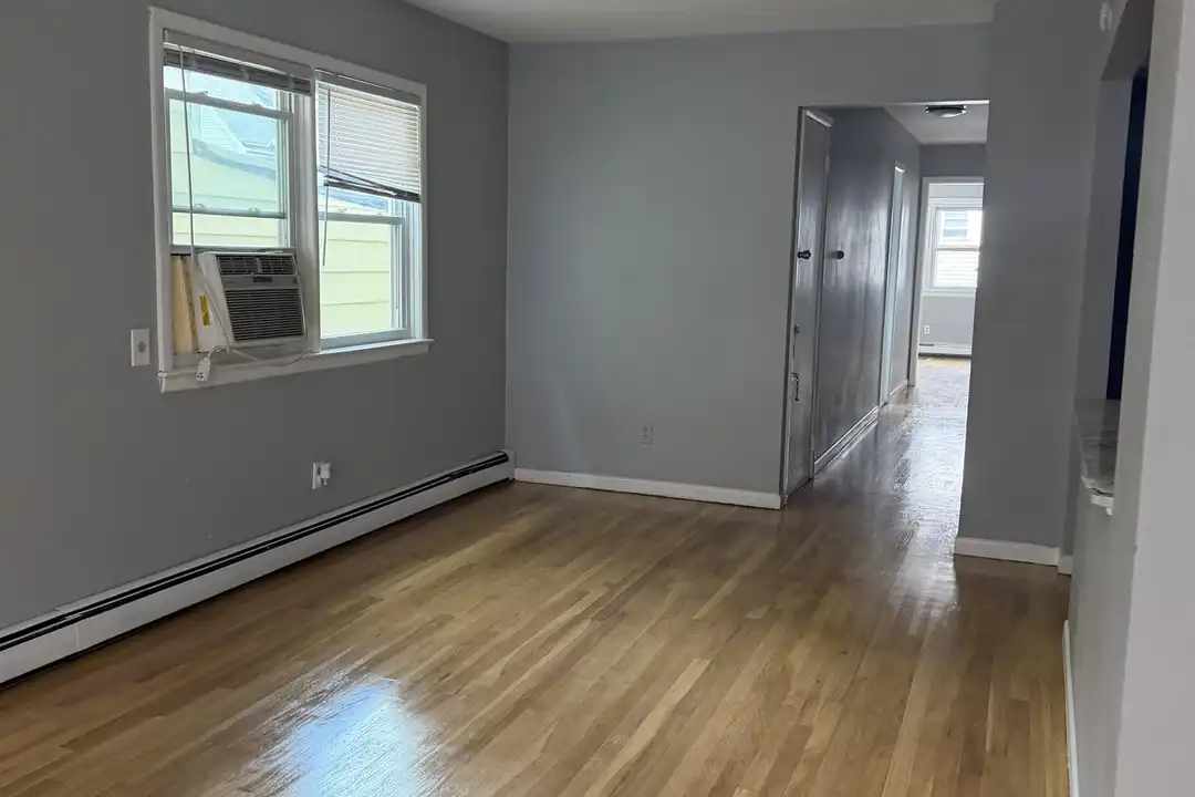 78 W 54th St unit 1 - View 3