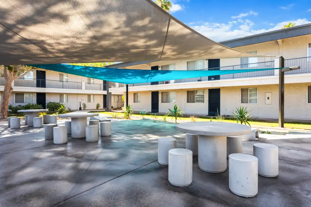 Apartment in Mesa - View 3