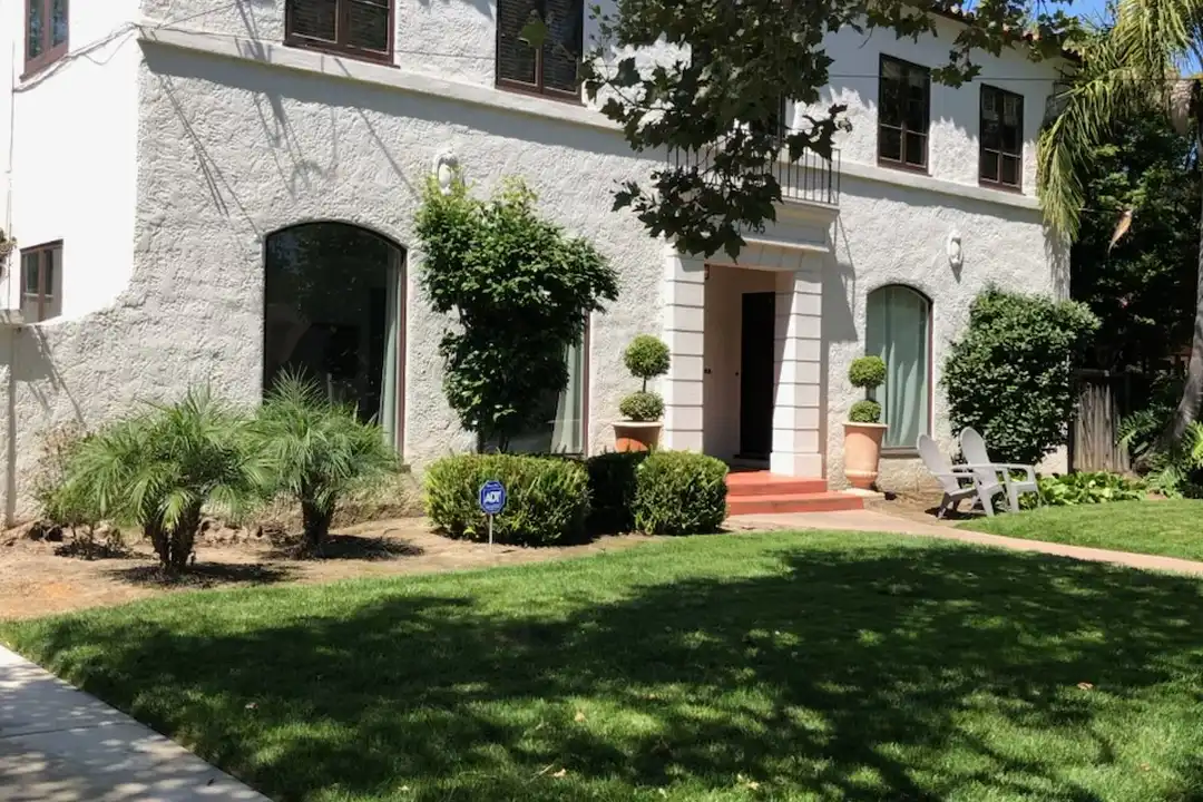 755 N 2nd St unit 3 – photo 1