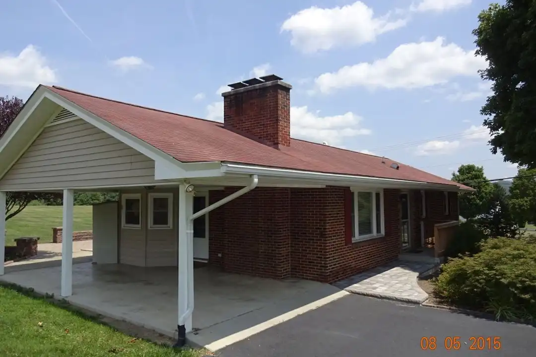 1408 Jennelle Rd – photo 1