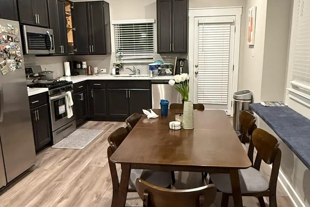 1701 Fenton Hl Dr - View 3