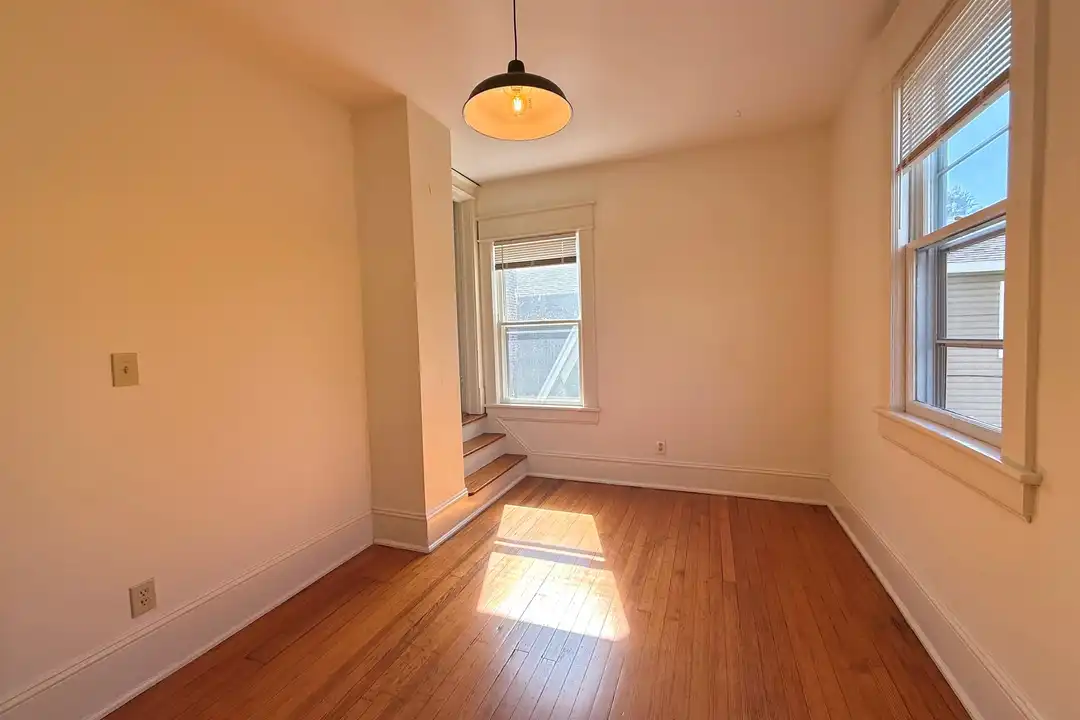 2147 Berkley Ave SW unit 2149 – photo 1
