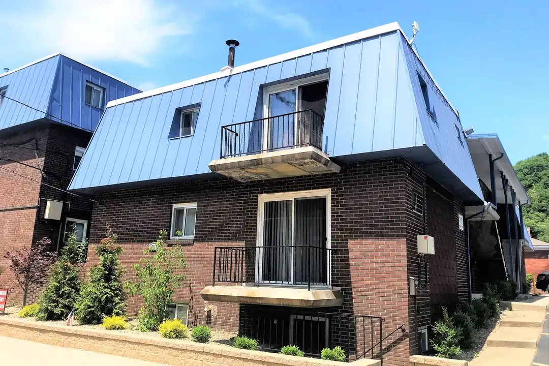 1710 Main St unit 100 – photo 1