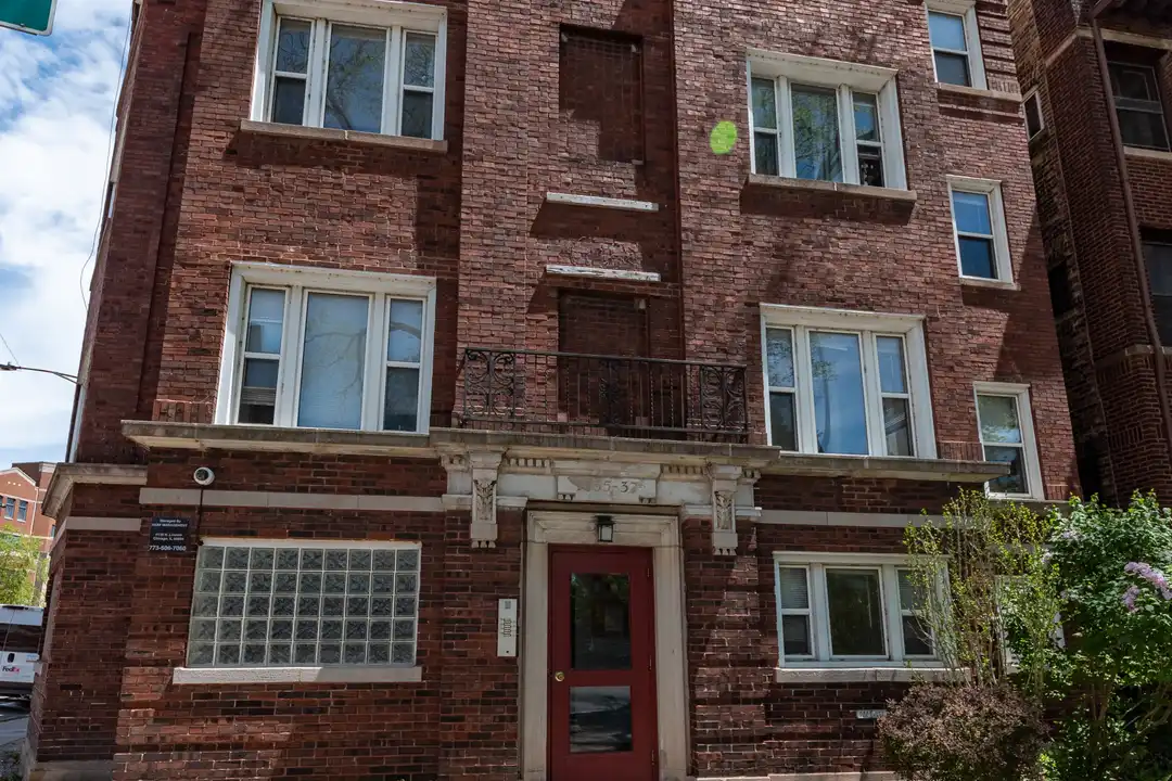 7735 N Sheridan Rd unit 35-2 – pohled 3