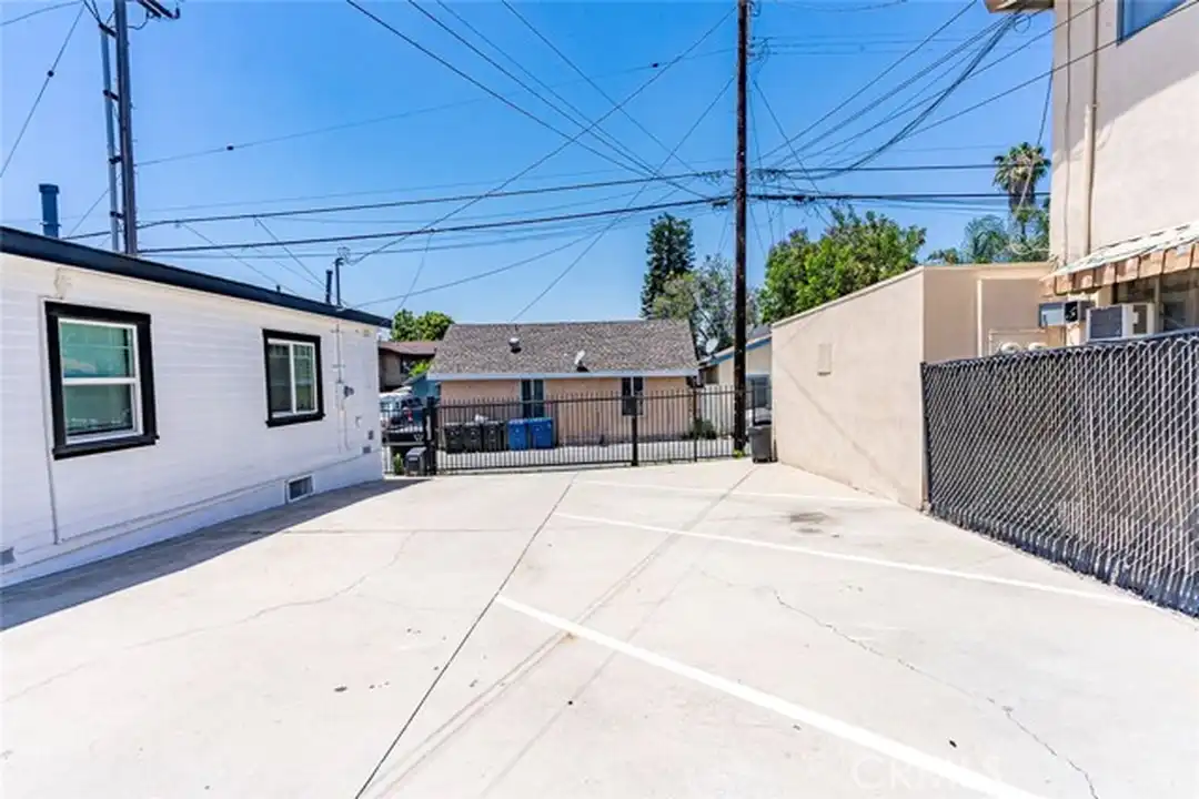 6741 Newlin Ave - More