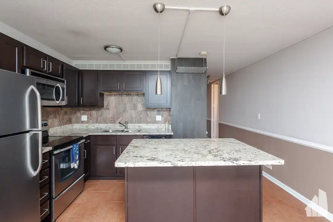 2728 N Hampden Ct unit 1604 - View 6