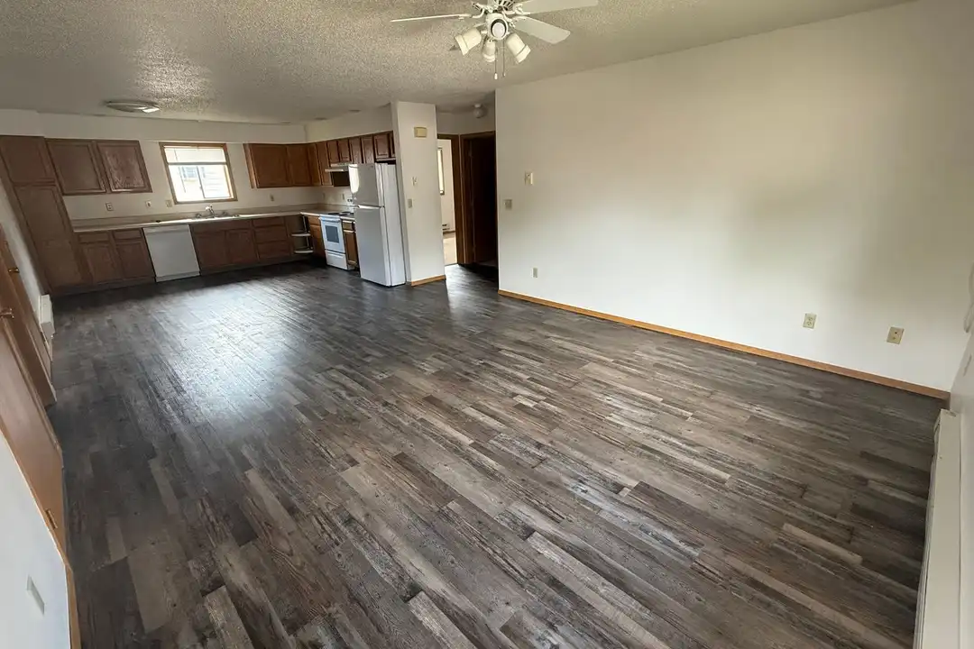 350 18th St SW unit 350 - View 3