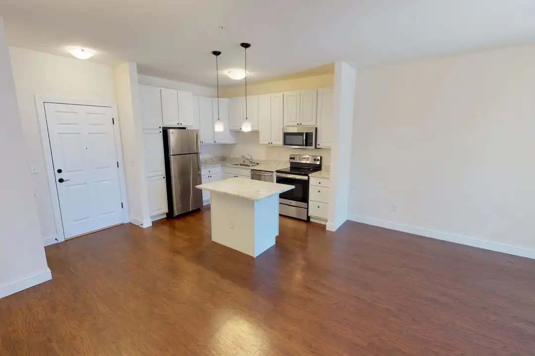 211 E Capitol Dr unit 180-204 - View 3