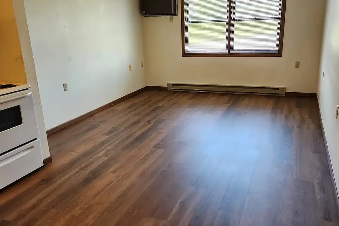 Apartment in Dodgeville - View 3