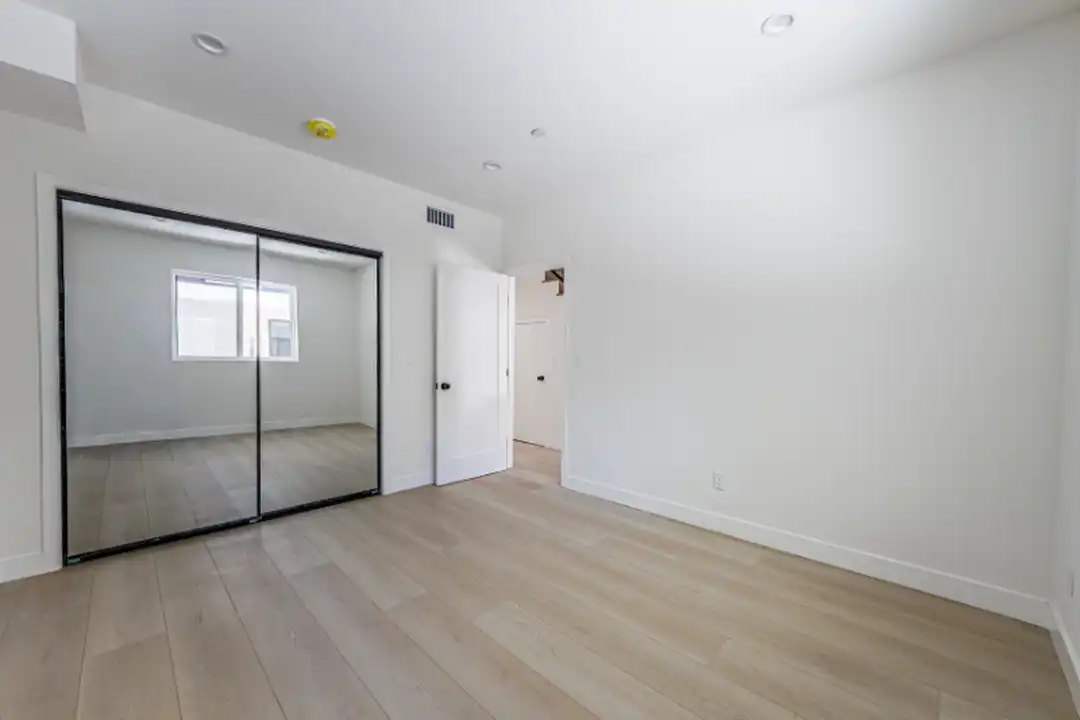 1330 Tamarind Ave unit 2B - Los Angeles, CA | Rent.