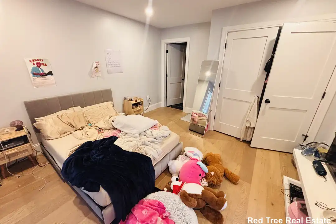 425 Market St unit 202 – další