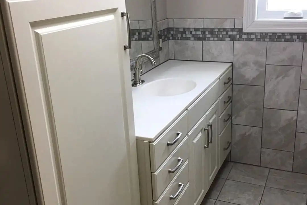 112 6th Ave NW unit 112 - View 2