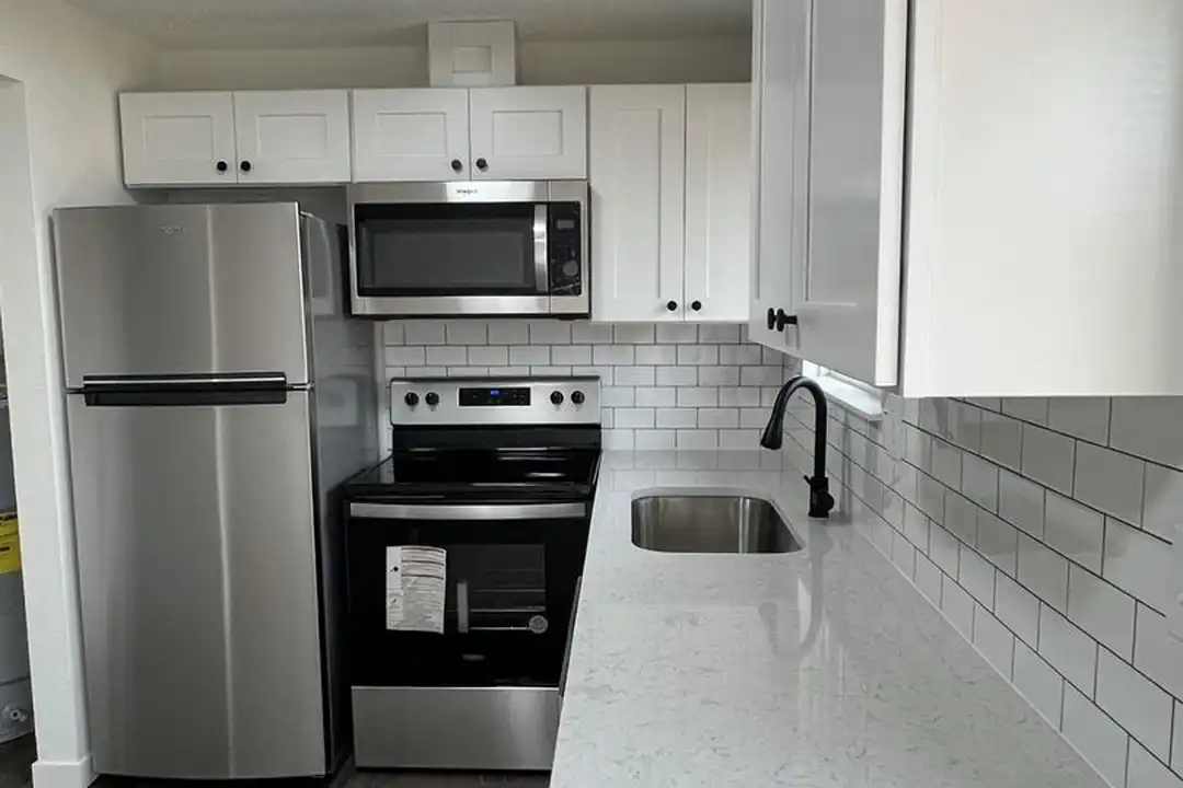 1301-1307 NE 183rd Ave unit 1305 - View 2