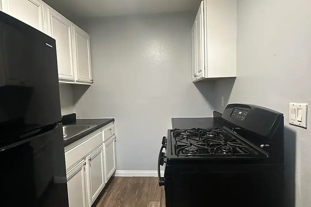 Vista Hermosa Apartments – photo 1 of 20