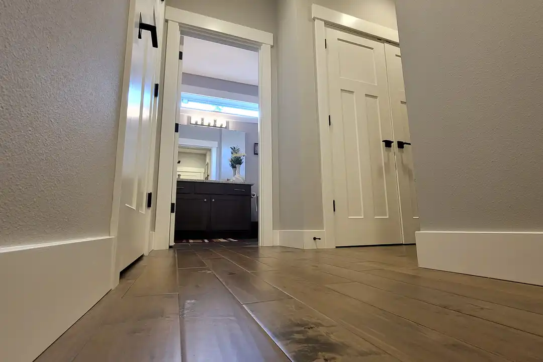 Apartment in Renton - View 5