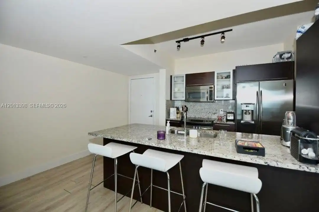 951 Brickell Ave #3104 - View 3