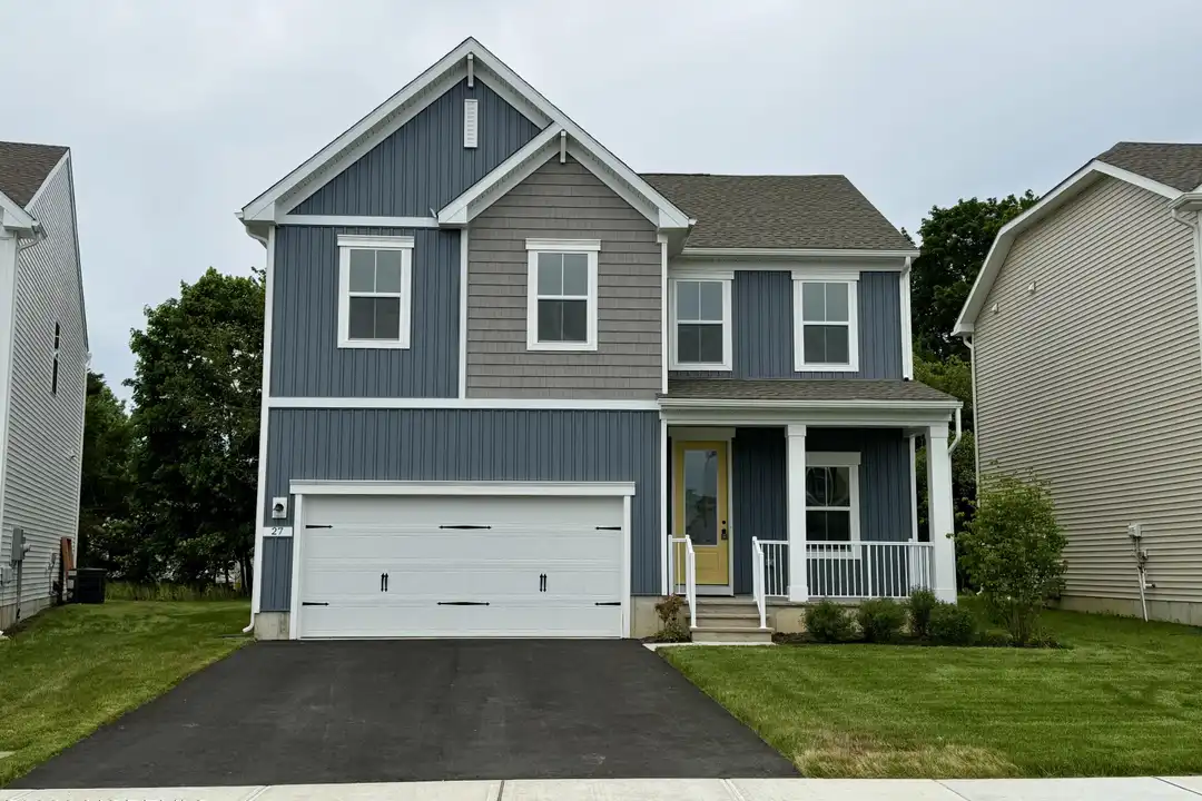 27 Butternut Dr – photo 1 of 27