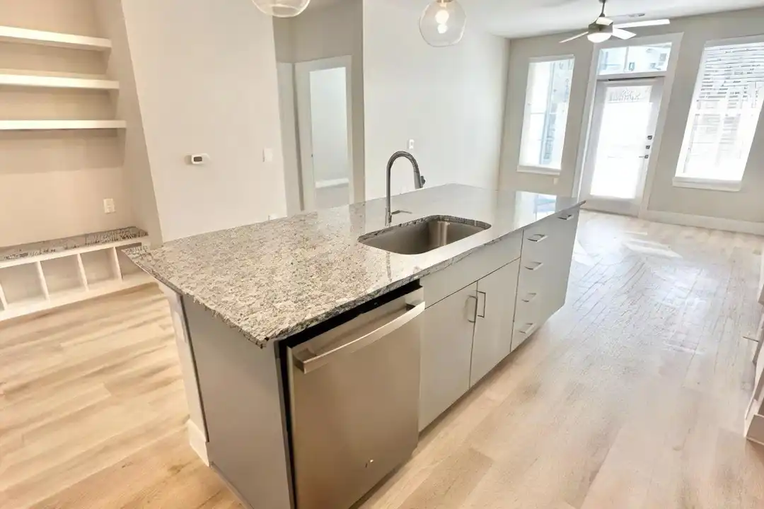 8421 183A Toll Rd - View 3
