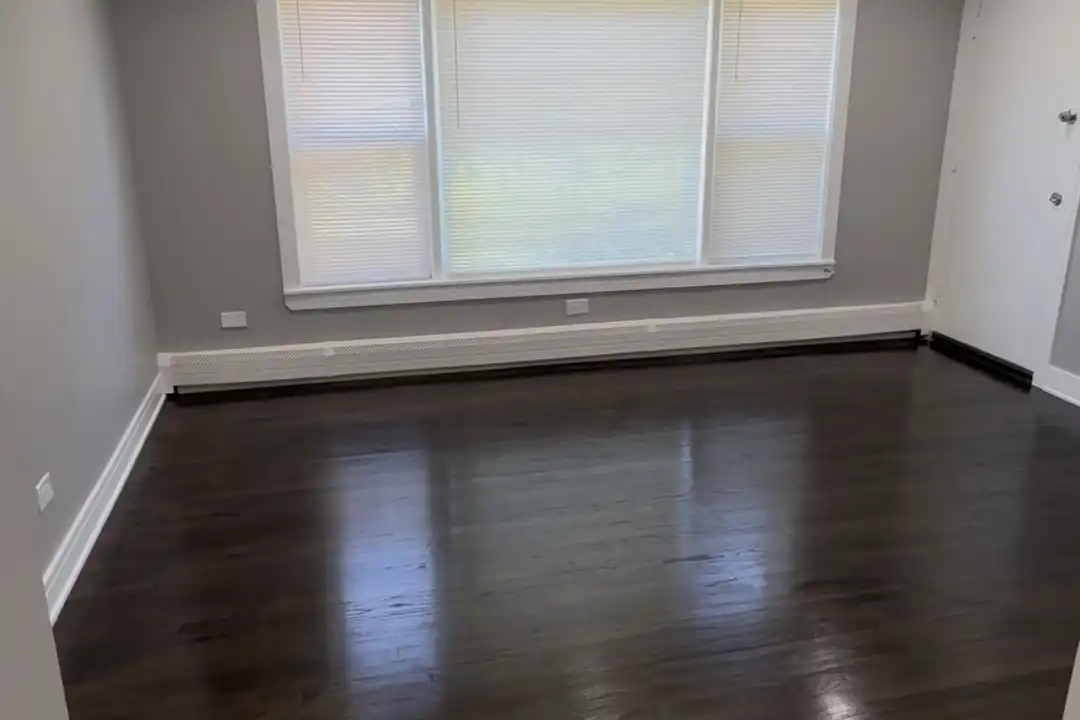 14015 S Stewart Ave unit 1E – photo 1 of 9