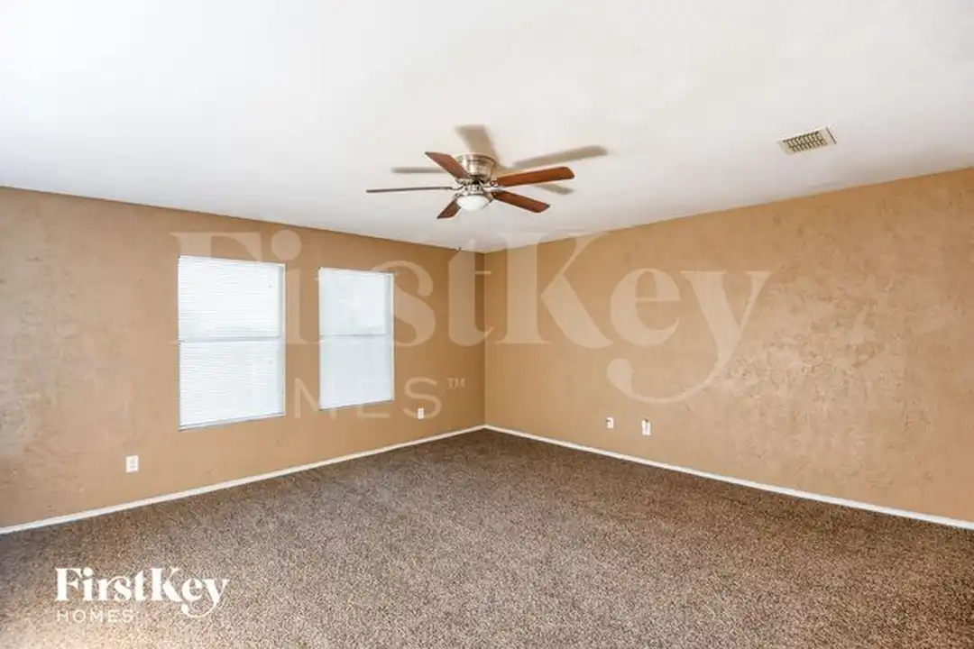 House in Fort Worth, Tarrant County - View 3