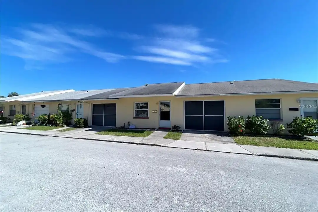 4934 Getner St – photo 1 of 22