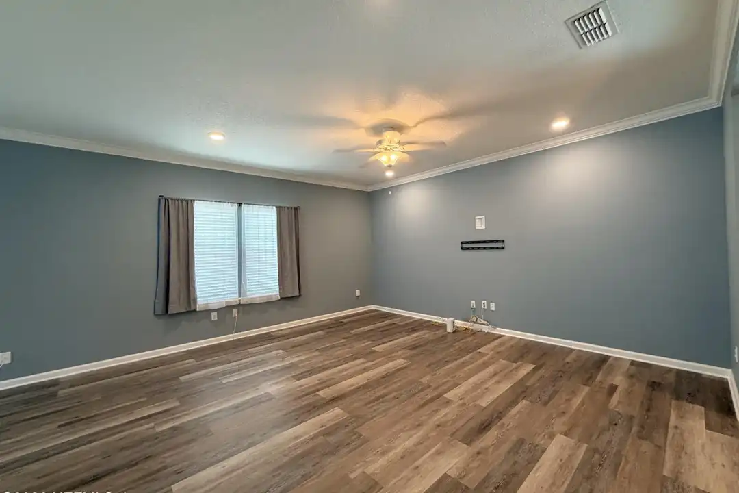 15991 Baxter Creek Dr - More