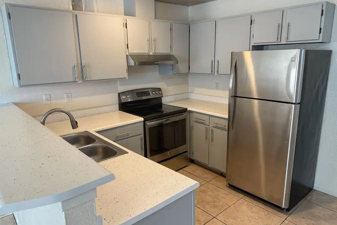 4160 E Tonopah Ave unit 4160 Tonopah 115 – photo 1