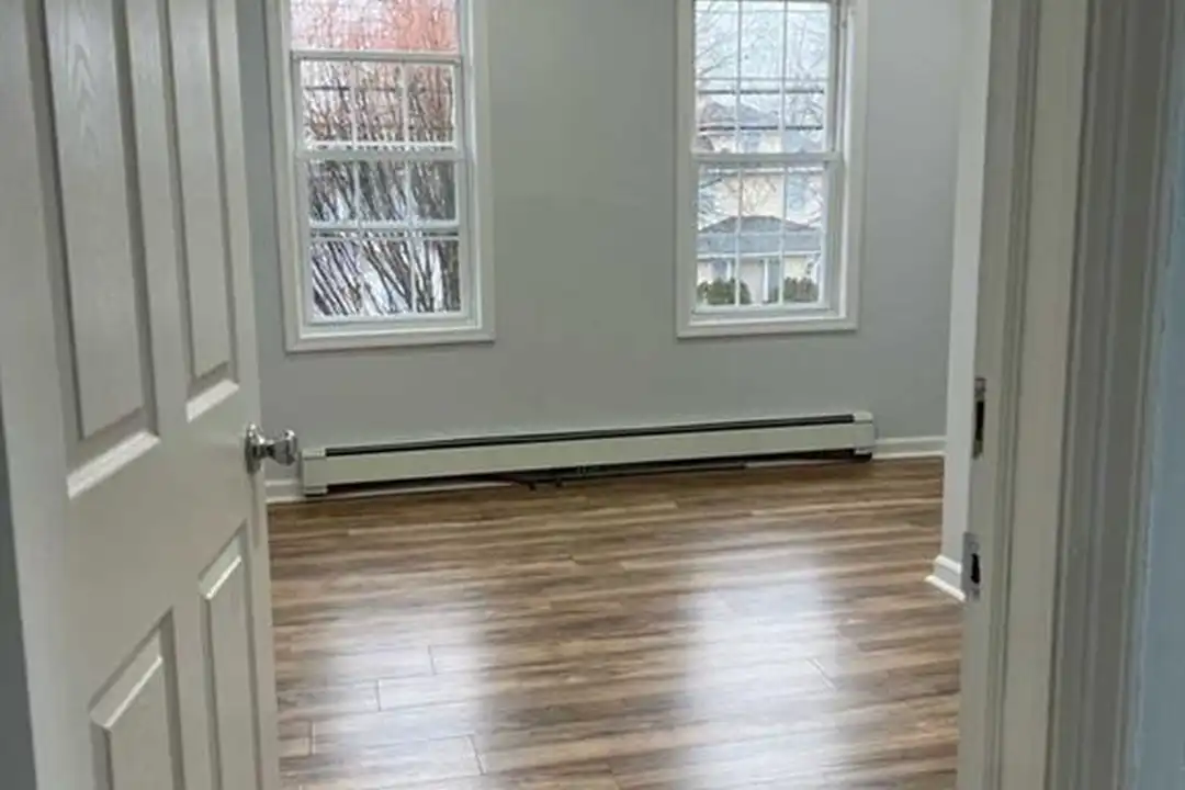 215 Elm Ave unit 2 - View 2