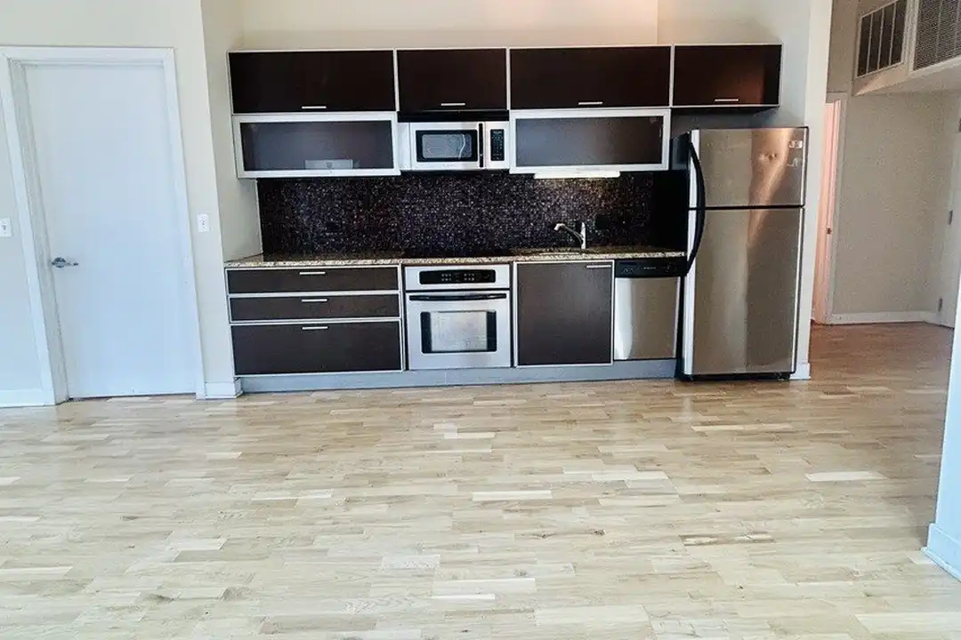 660 W Wayman St #204 - View 3