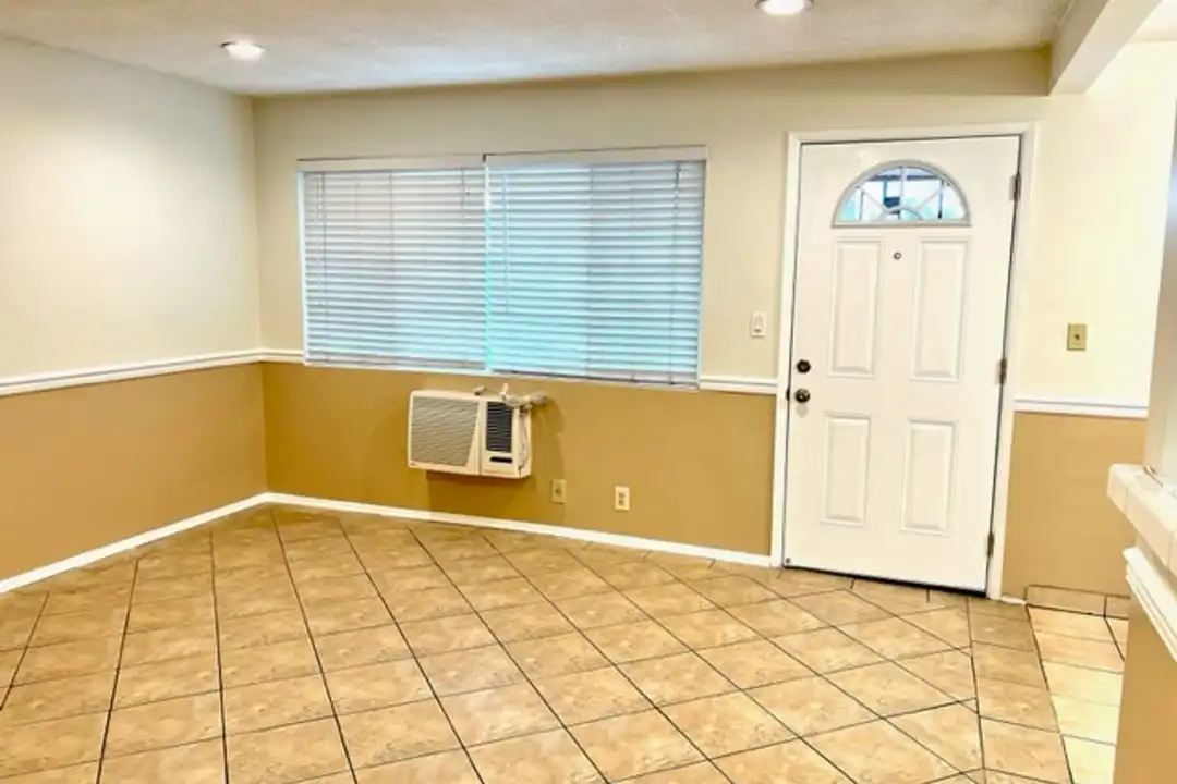 6257 Newlin Ave unit G - View 2