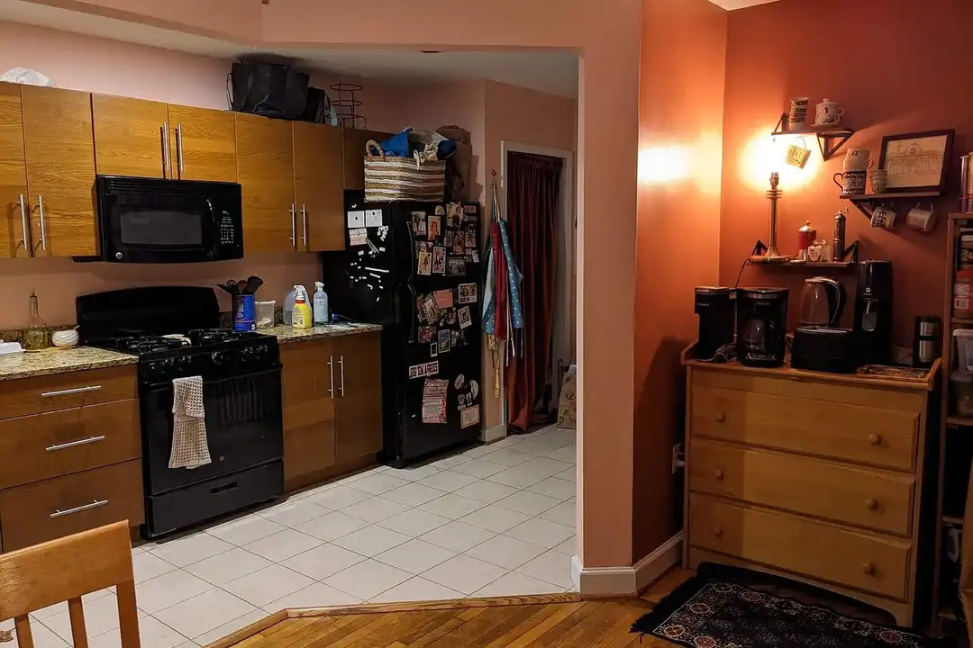 1917 D St NE - View 5