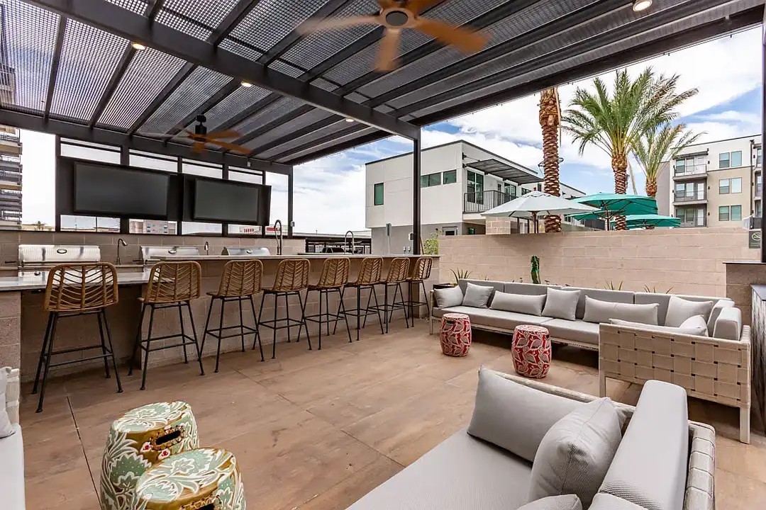 MAA Val Vista - View 4