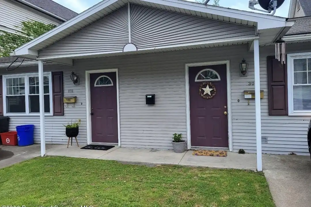 308 New York St – photo 1
