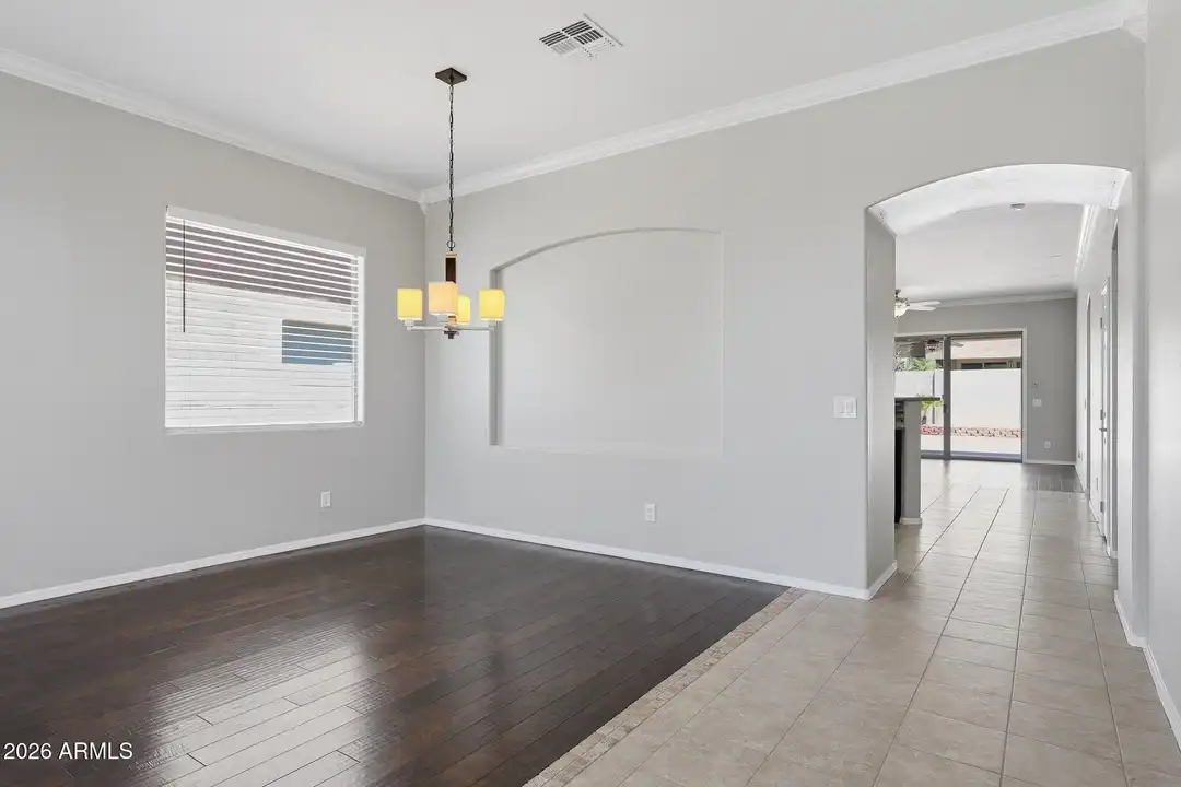 2418 W Red Range Way - View 4