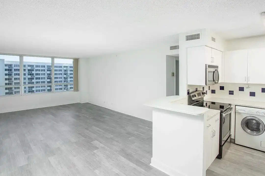 Flamingo South Beach - View 5