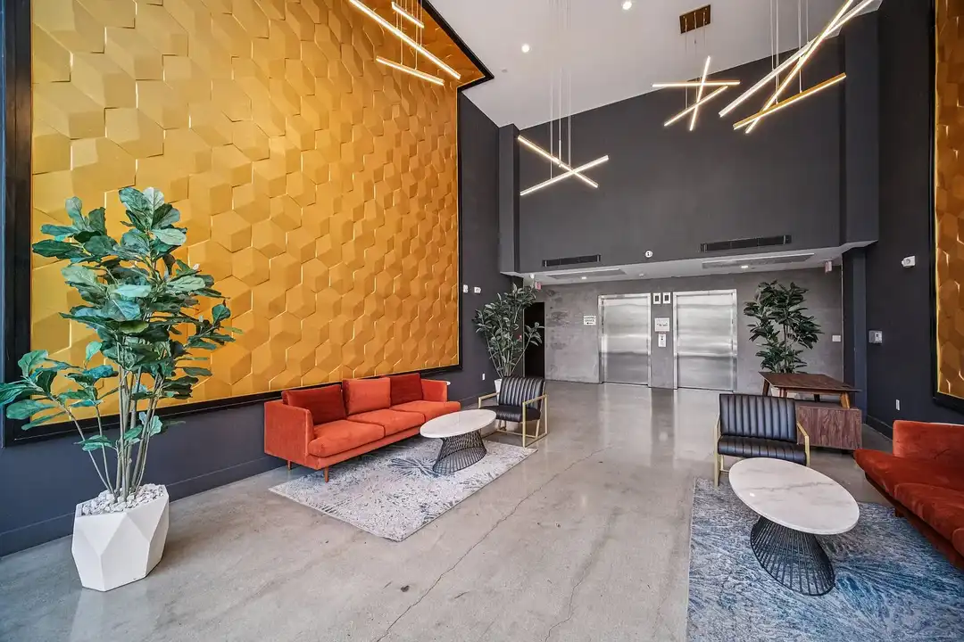 Apartment in Los Angeles, North Hollywood - View 4