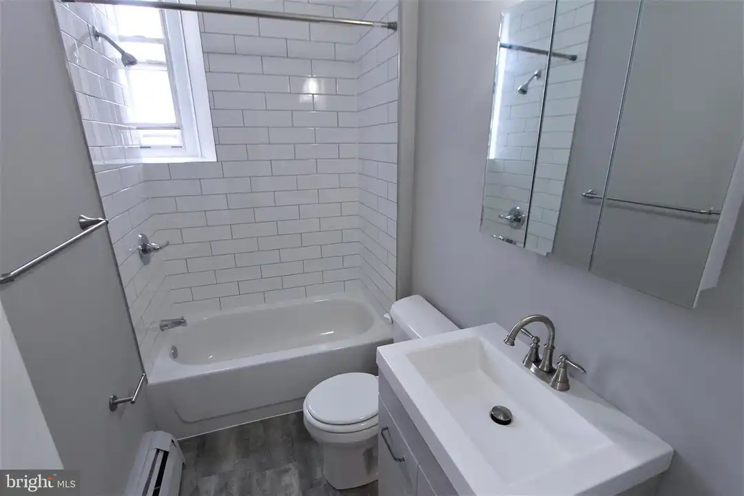 Apartment in Philadelphia - View 2