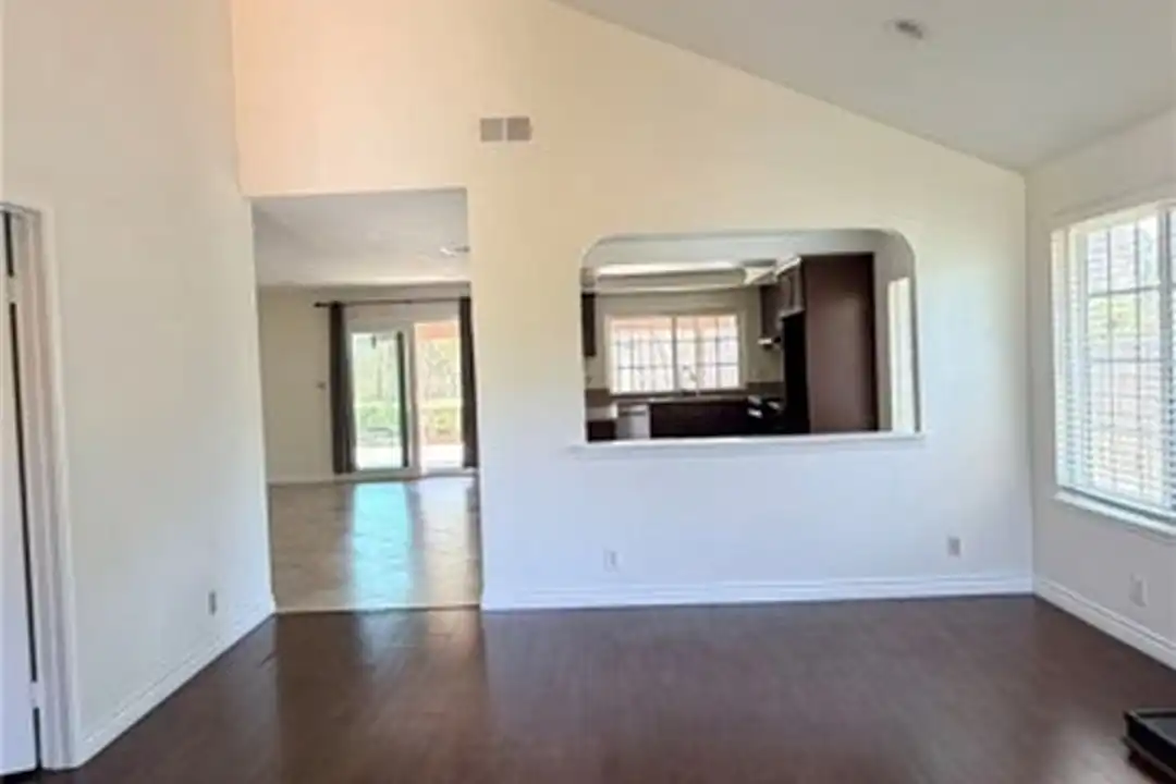 1426 Rodney Rd - View 5