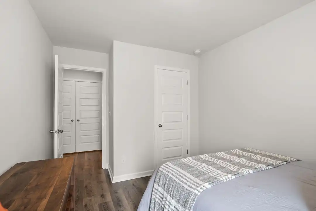 3240 Edsel Ct - View 5