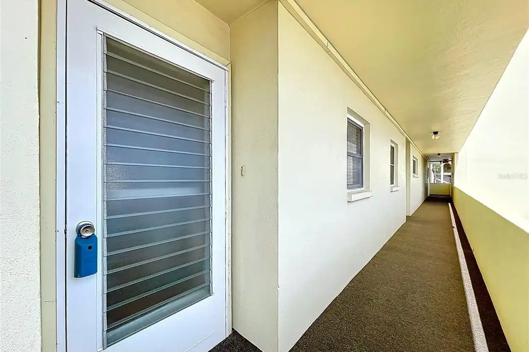 4650 Cove Cir #209 - View 2
