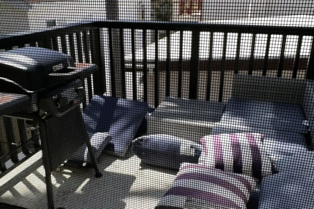 1010 8th St unit B - View 2
