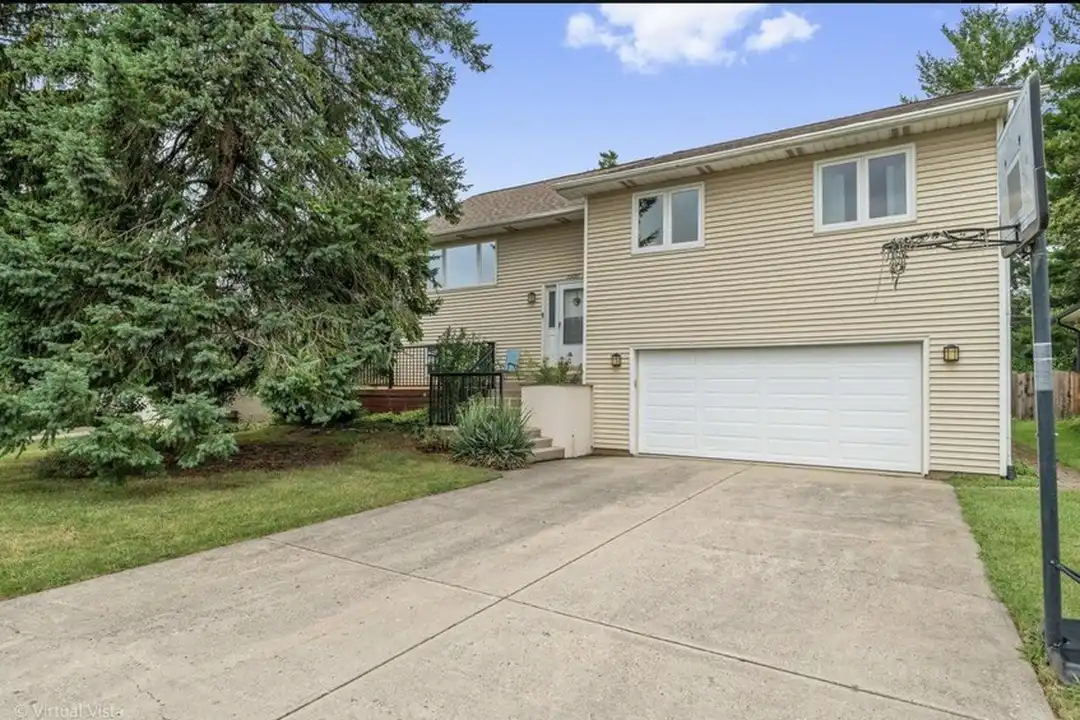 20698 N Eugene Ave – photo 1 of 20