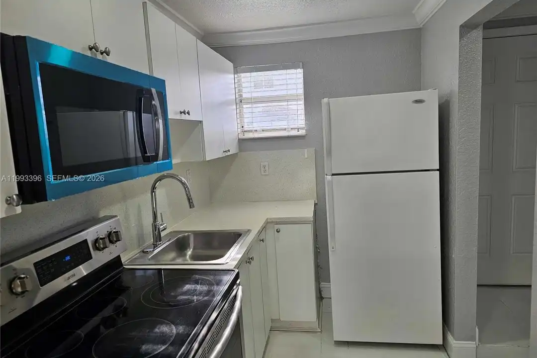 8027 NW 8th St #17 - View 6
